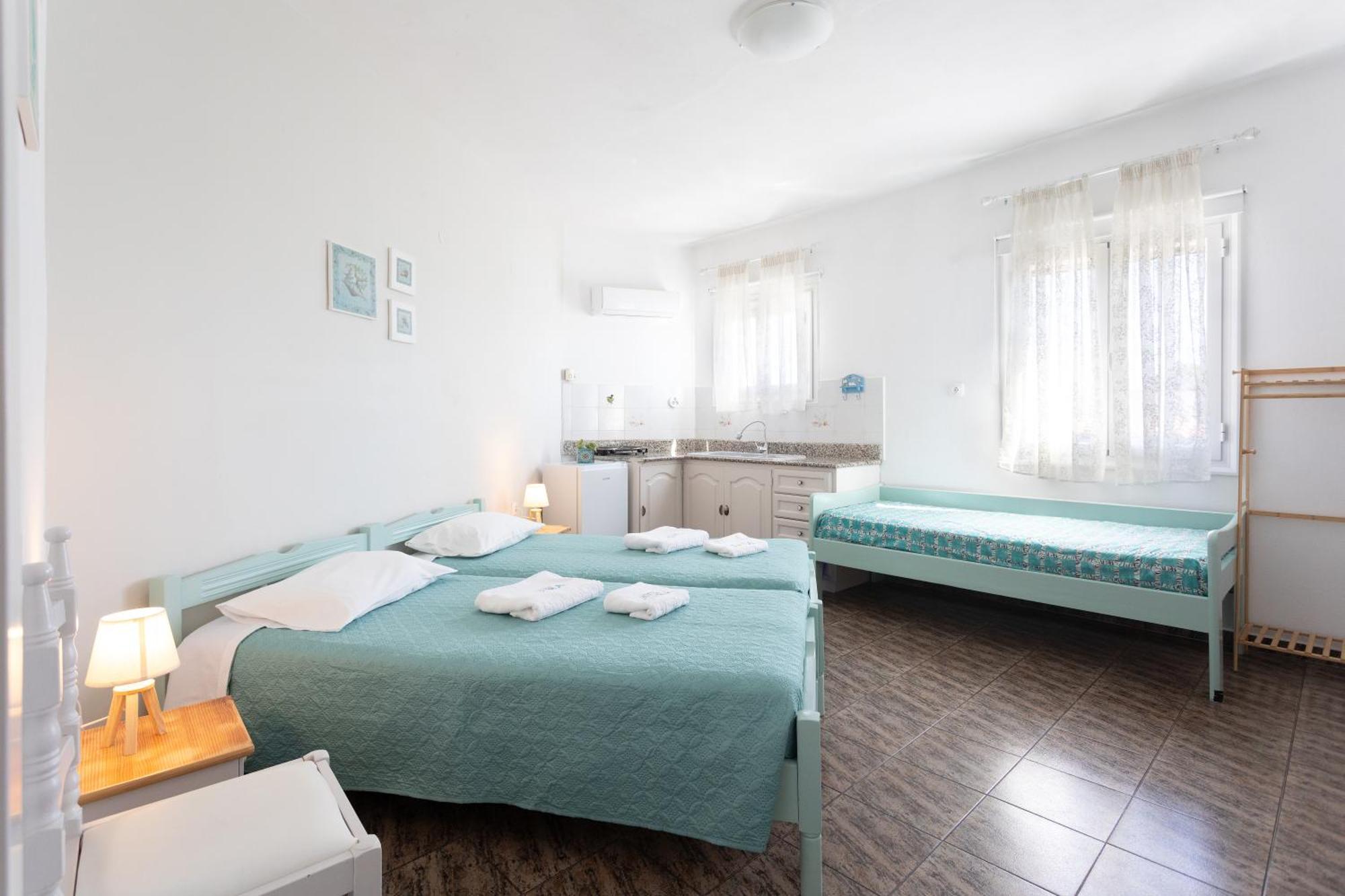 Dora'S Studios & Apartments Mégas Yialós-Nítes 외부 사진