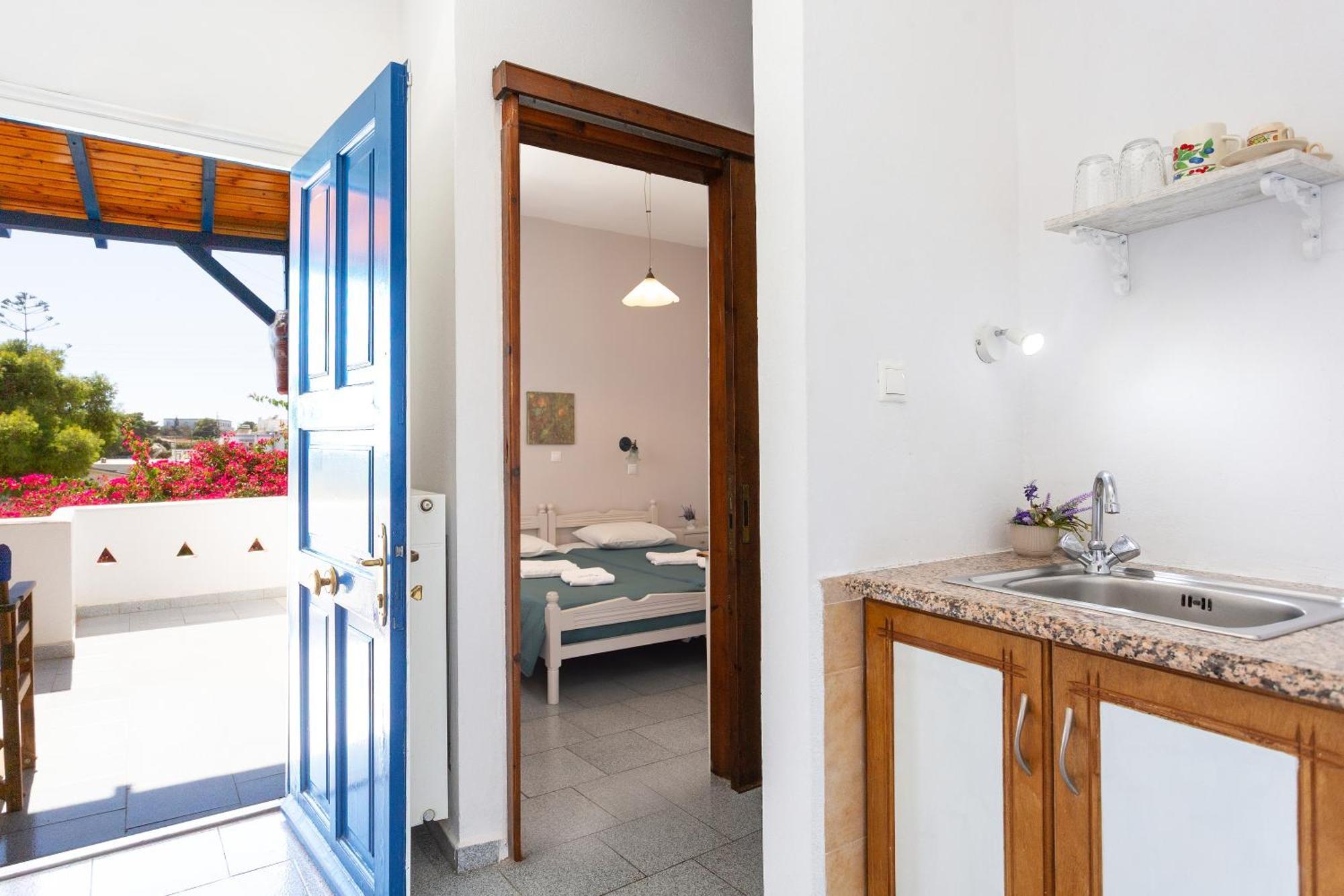 Dora'S Studios & Apartments Mégas Yialós-Nítes 외부 사진